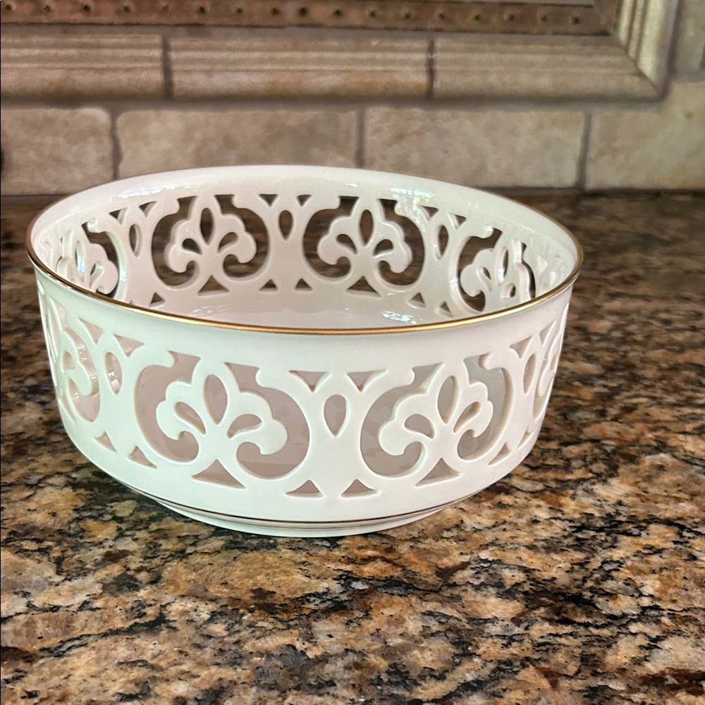 Lenox Tracery Collection 6” Bowl